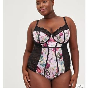 NWT TORRID Underwire Bodysuit - Satin & Lace Floral Pink